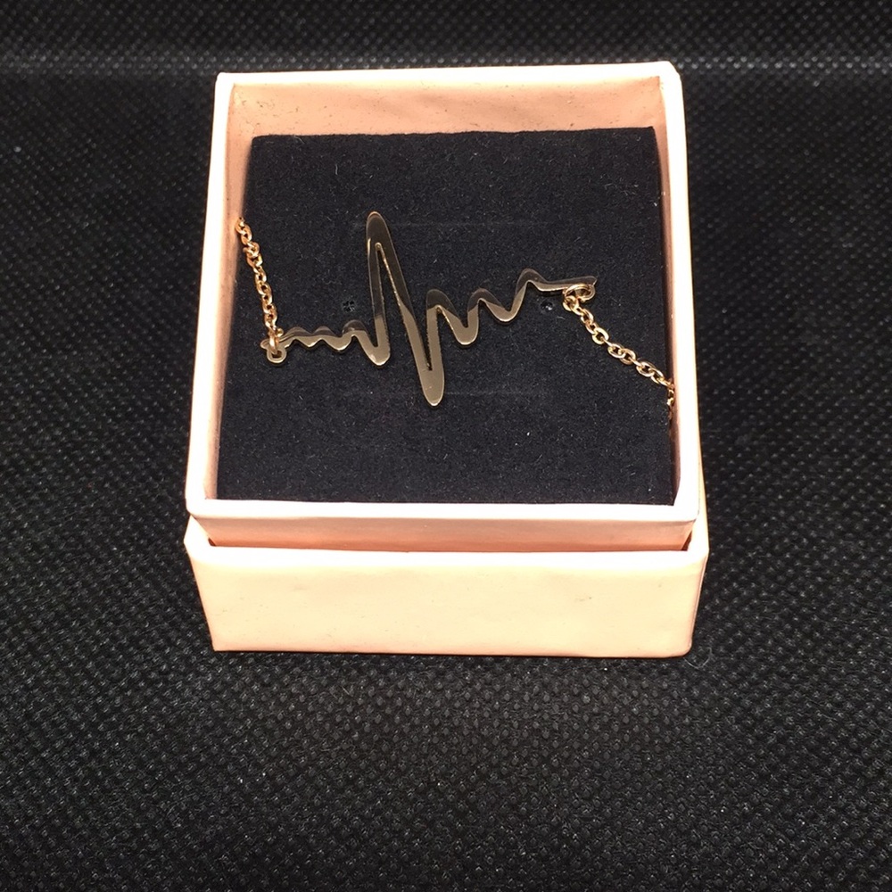 Rose Gold necklace new in box